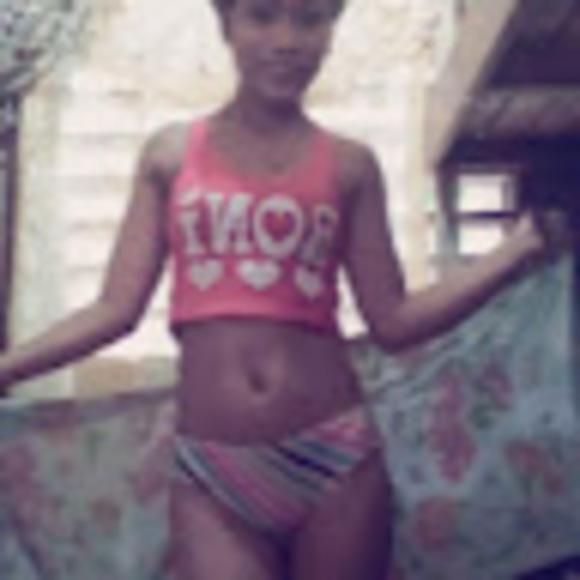 Meet your Posher, Valen - Picture 1 of 1